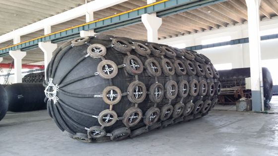 Fender Pneumatik Yokohama yang Serbaguna untuk Berbagai Lingkungan Laut