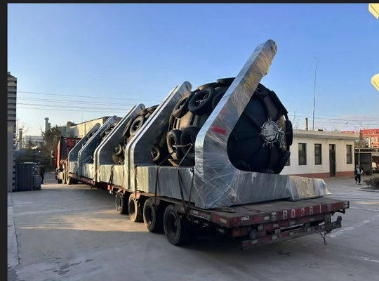 Davit Fender Pneumatik Fleksibel Untuk Operasi Docking Lemes