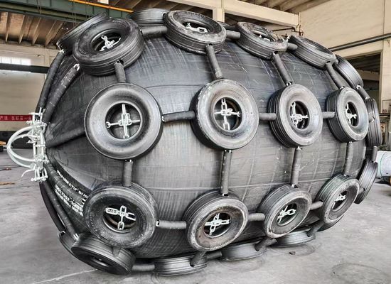 Pneumatic Rubber Fenders 2.5X4M, Ban Pesawat