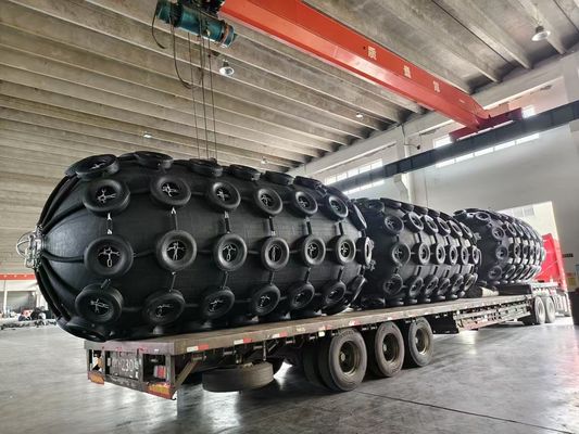 Fender karet pneumatik Yokohama langsung dari pabrik