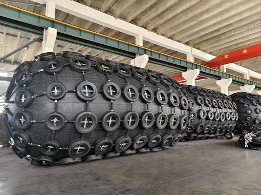 Fender karet pneumatik Yokohama langsung dari pabrik