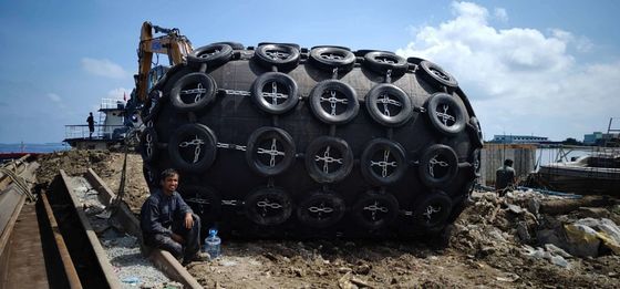 Fender Foam Marine Solusi Optimal Untuk Perlindungan Kapal Di Lingkungan Menantang
