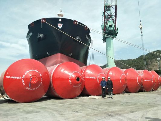 Fender yang diisi busa yang dapat disesuaikan untuk batas maritim dan intersepsi kapal