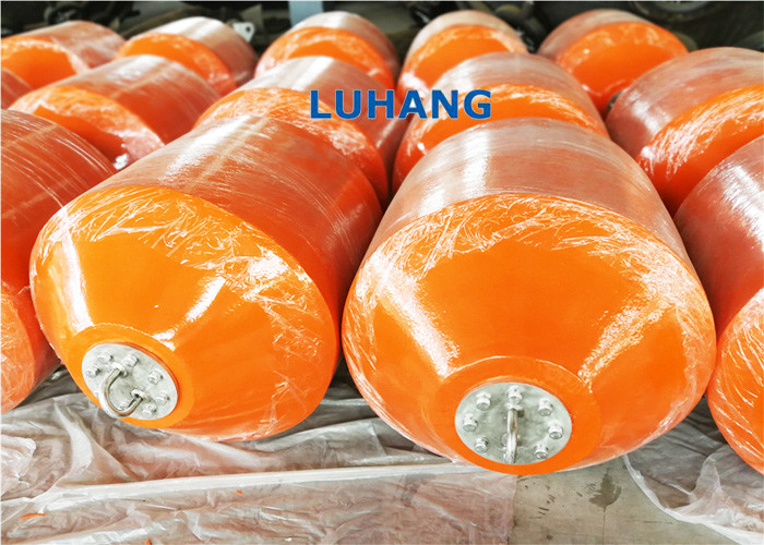 Kapal Berthing Mooring Foam Diisi Fender Polyurea Coated Weatherfastness Tinggi