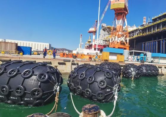 Fender Pneumatik Yokohama yang serbaguna untuk berbagai aplikasi dan kondisi laut